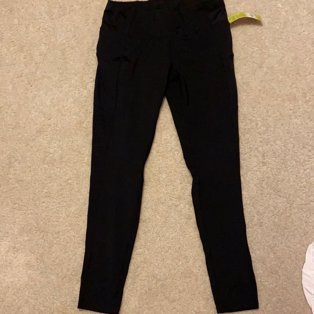 NWT Fit2run black leggings